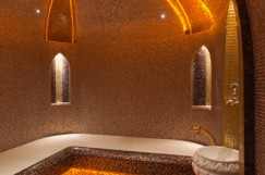 Купол с декоративными нишами и подсветкой в турецкой бане